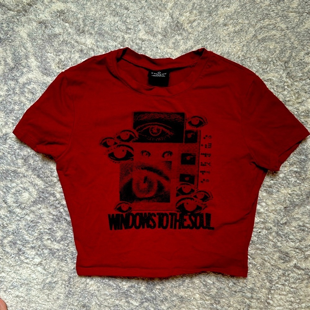 Dark red Empire medium shirt.